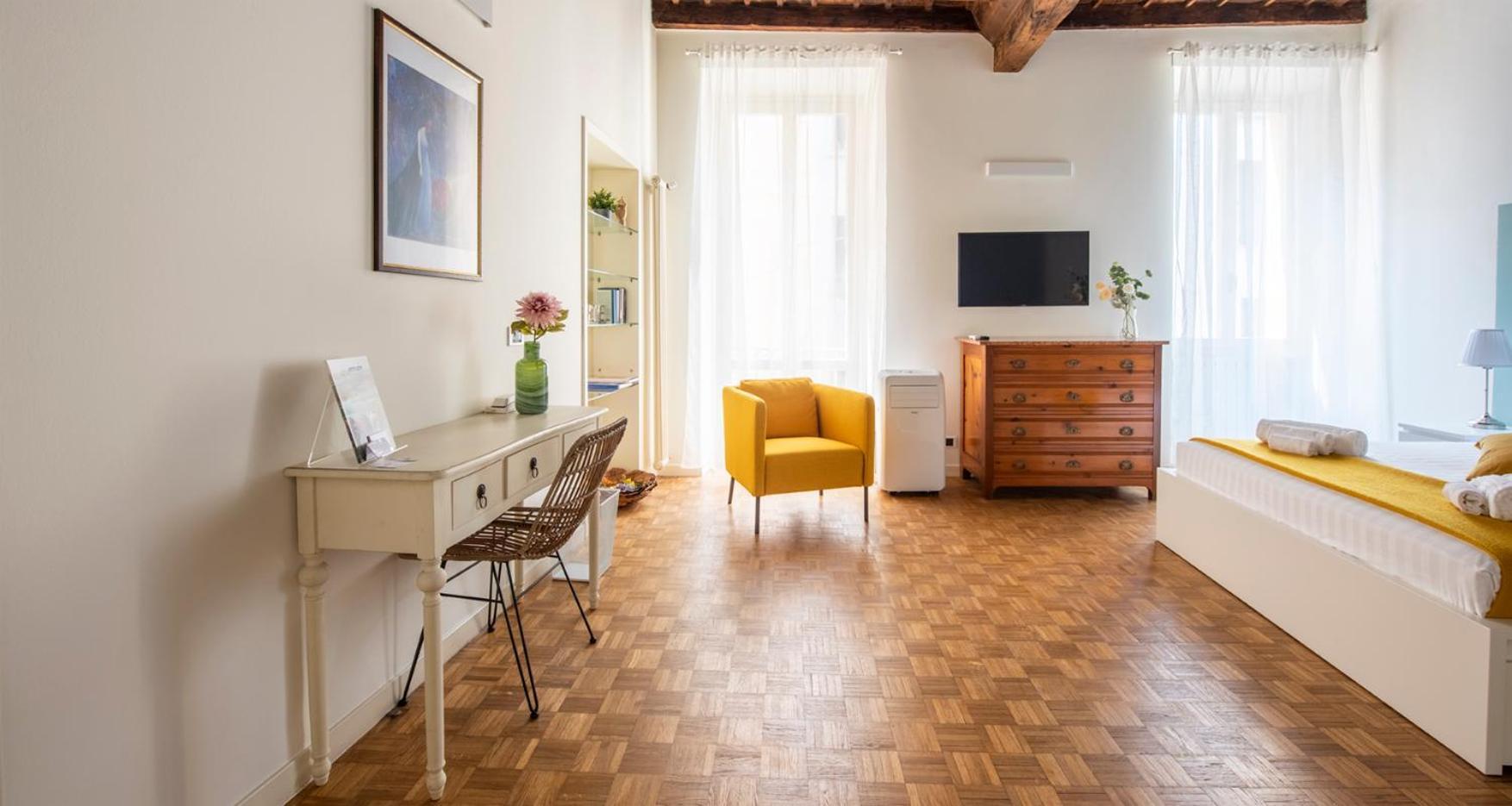 Charming Joivy Flat Next To Duomo Di Como Ngoại thất bức ảnh