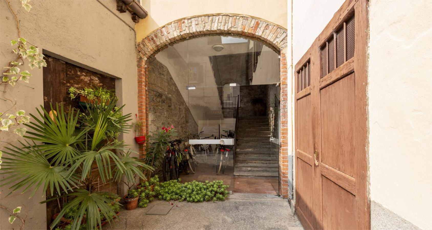 Charming Joivy Flat Next To Duomo Di Como Ngoại thất bức ảnh